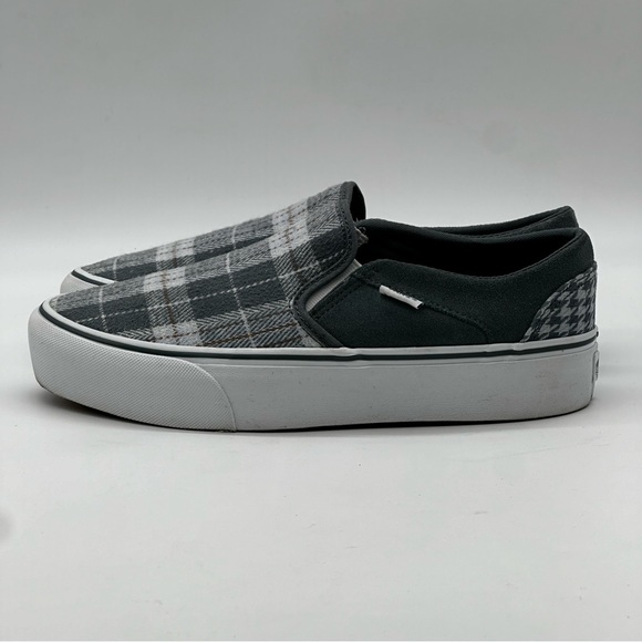 Vans Platform Sneakers. Size 10 - Picture 4 of 10